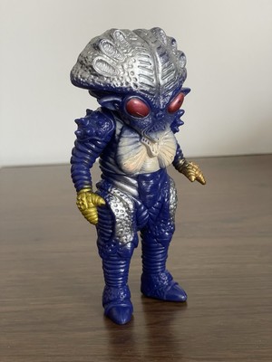 Bandai Ultraman Ultra Kaiju Monster Benzene Zearth-image
