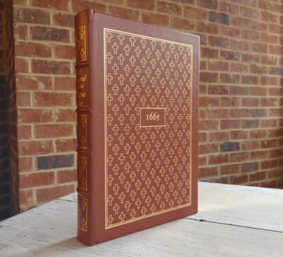 Vintage EASTON PRESS 1665 A JOURNAL OF THE PLAGUE YEAR Daniel Defoe BOOK Leather-image