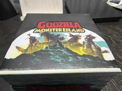 Godzilla Monster Island Super 7 Empty Case Box No Figures -image