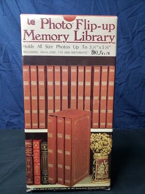 Vintage Pioneer Le'Phoyo Memory Library Album Flip-Up Brown-image