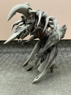 * X-PLUS 1999 LARGE MONSTER SERIES LEGION GODZILLA FIGURE *ST-image