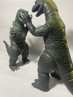Vintage 1986 Dor Mei Godzilla 14” Toy Posable Action Figure + Toho Figure 13”-image