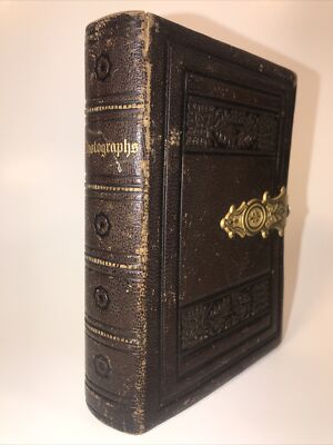 CIVIL WAR, PHOTOGRAPH ALBUM! Dated 1862 Leather Clasp Still Works CDV Albumen-image