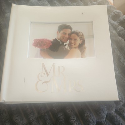 Mr & Mrs 2-Up Faux Leather Wedding Bookbound Album (Holds 160 4x6 Photos)-image