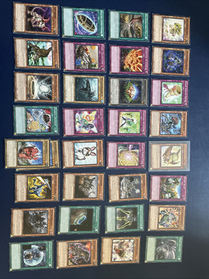 Yu Gi Oh 33 Card Lot - Structure Deck: Dino Smasher’s Fury, 1 Foil -image
