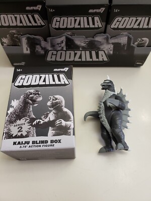 Super 7 ReAction - Toho Kaiju Blind Box Series 2 GIGAN 1972 SILVER SCREEN -image