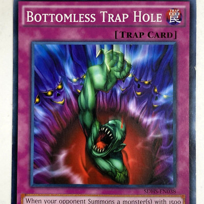 Yu-Gi-Oh! TCG Bottomless Trap Hole HERO Strike Structure Deck SDHS-EN038 1st Ed-image