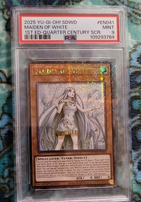 Maiden of White (Quarter Century Secret Rare) SDWD-EN041 Structure Deck...PSA 9-image