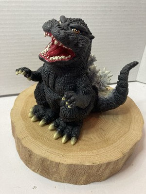 Sitting Godzilla Toho 5.5 Inches Godzilla  Beast Bandai Banpresto Toho Monster-image