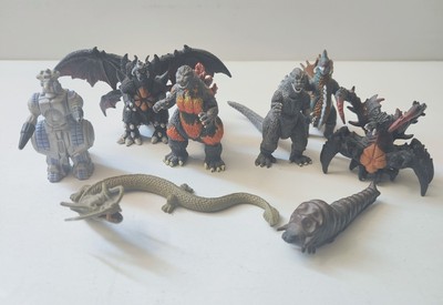Rare GODZILLA Mini Figure Pack of Destruction 2” Lot of 8 2002 Bandai Toho  -image