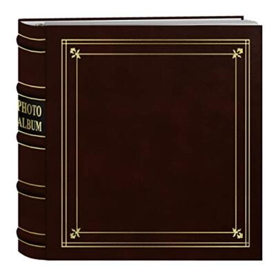  200-Pocket Ring Bound Burgundy Bonded Leather with Gold Accents Cover Photo -image