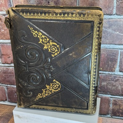 Antique 1800s Leather-Bound Photo Album 40 pages Gold Embossed 1 Child Photo-image