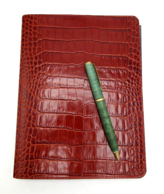 Graphic Image Photo Album Leather Cover Crocodile 7x9  Holds 64 Prints Red-image