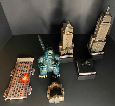 Godzilla King Of The Monsters Attacks NY Playset 1995 Trendmasters INCOMPLETE-image