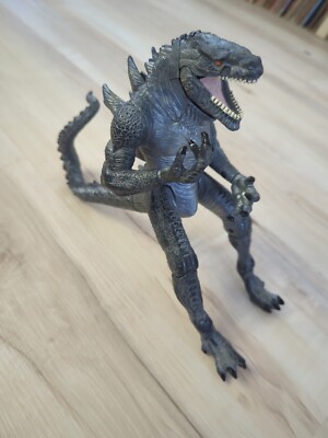 1998 TRENDMASTERS RAZOR BITE Godzilla 11