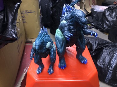 Earth Godzilla Set Of 2 Figures (jumbo Size And Large Size)-image