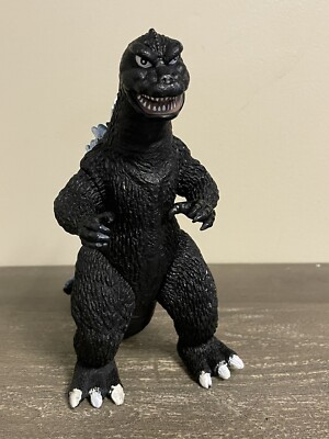2007 Toho Co. Bandai 7