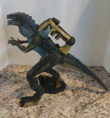 TOHO  GODZILLA ANIMATED DINOSAUR MONSTER  14