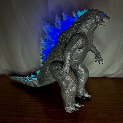 Godzilla vs Kong Mega Heat Ray Godzilla Action Figure Lights & Sounds Toy Works-image