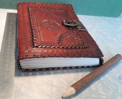 GENUINE LEATHER BOUND JOURNAL/DIARY 100% RECYCLED HANDMADE PAPER FAIR TRADE LARP-image
