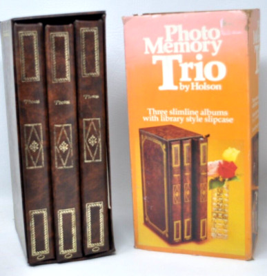 Holson Vtg Photo Memory Trio Storage Slipcase Brown 300 Photos Flip-Up Pockets-image