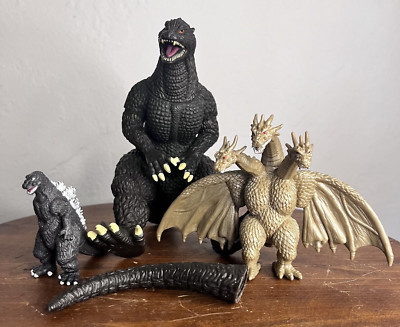 Godzilla lot of 4 Toy Figures Bandai for Parts *BROKEN* Ghidora 7