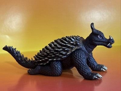 1990 Bandai Godzilla Angurius 10