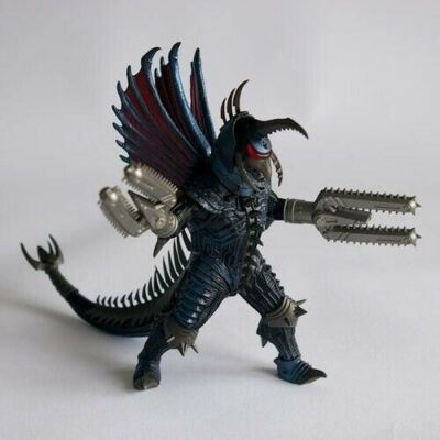 BANDAI Ultimate Monsters 5