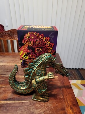 Godzilla DesignerCon 2024 Mondo Fig Urban Aztec Relic Variant Green AUTOGRAPHED-image