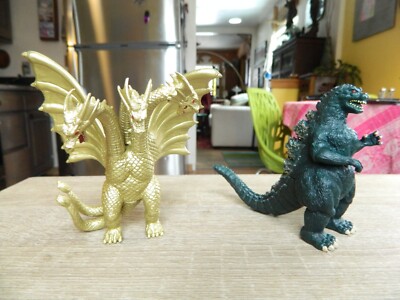 Pair~1994 Godzilla & Ghidorah dragon Toho Solid 4