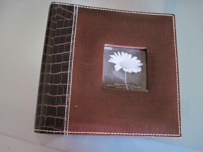Pioneer Leather Photo Album 200 4 x 6 Photos & Side Panels for Notes.-image