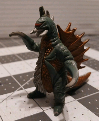 Godzilla Gigan Pack Of Destruction Mini Figure 2.5 inches Toho Bandai 2002 -image
