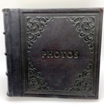 Barnes & Noble Black Leather Memo Photo Album  Holds 200 4x6 Photos Fine Quality-image