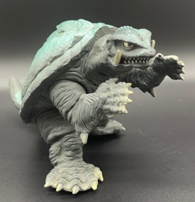Bandai Gamera 2 Legion Attack Model Number Gamera 1996 US Seller-image
