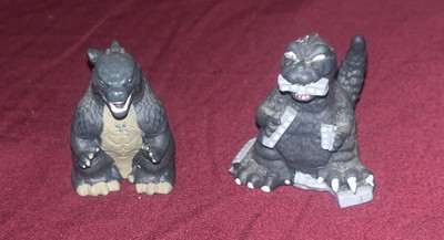 Godzilla Mini Finger-Puppet Figure Huckleberry Toho Lot Of 2-image