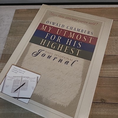 My Utmost For His Highest Journal Brown Leatherbound NEW in Box Daily Devotional-image