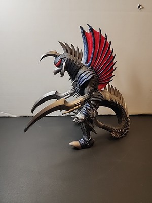 2009 Bandai Toho Godzilla Final Wars Gigan Vinyl Figure-image