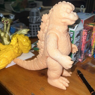 2000 Toho Marusan Godzilla figure soft vinyl- 8.5” high beige pink NRMT Unused-image