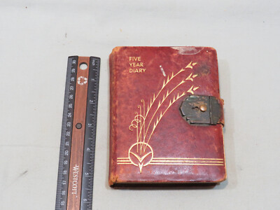Vintage 1939 Five Year Diary Leatherbound w/Latch, no Key but not locked-image