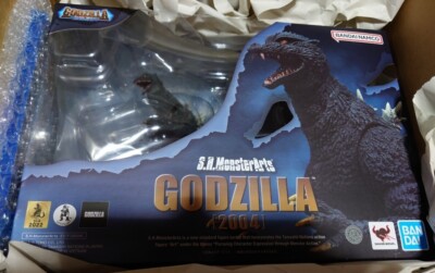 NEW Bandai S.H.MonsterArts Godzilla 2004 Godzilla Final Wars Action Figure Japan-image