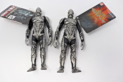 Lot 2x Bandai 2004 Movie Monster Godzilla Series Toho X Seijin 2005 Alien Figure-image