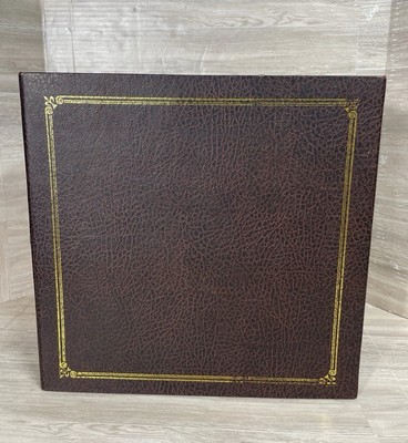 Vintage Photo Album Brown Handle Holds 200-400 3.5 X 5 Photos New Old Stock-image