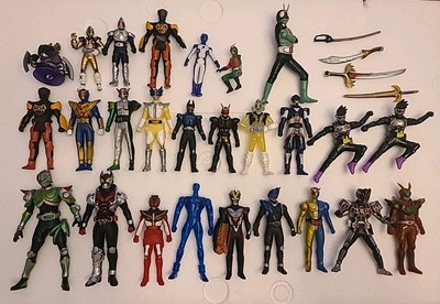 Bandai Kamen Rider Lot of 26 Action Figures/4 Swords -image