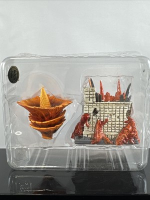 IWAKURA Gamera 2.5” 1996 LEGION PLANT VERSION Mini HG Figure Godzilla NEE IN BOX-image