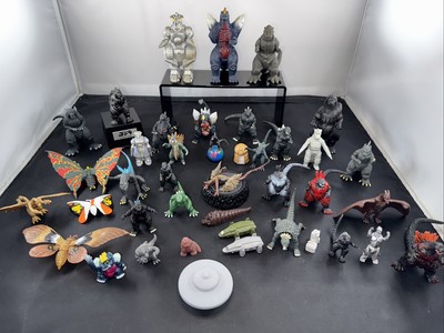 HUGE GODZILLA LOT OF 40 Mini Figures GASHAPON BANDAI HYPER KESHI mothra battra-image