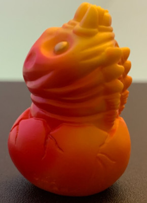 Godzilla Mini Sofvi Chronicle Burning Red - Birth of Mothra (Burning Red) Figure-image