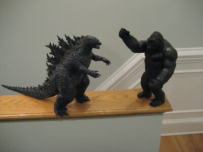 Kong and Godzilla Together Again, Two figures-image