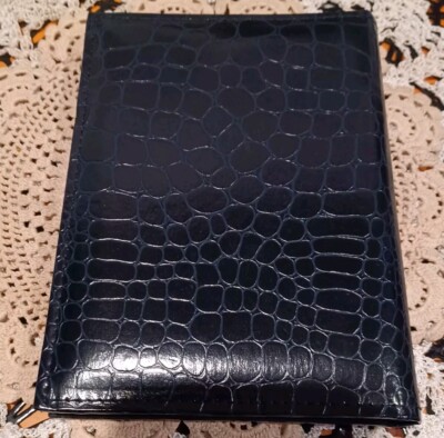 NEW FAUX CROCODILE BLACK PHOTO ALBUM 18 PAGES HOLDS 36 4X6/6X4-image
