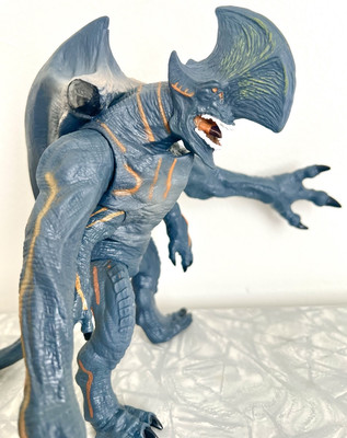 PACIFIC RIM action figure 8