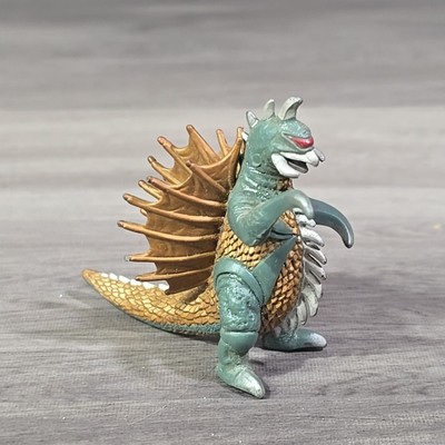Godzilla Gigan Pack Of Destruction Mini Figure 2.5 inches Toho Bandai 2002 VTG-image